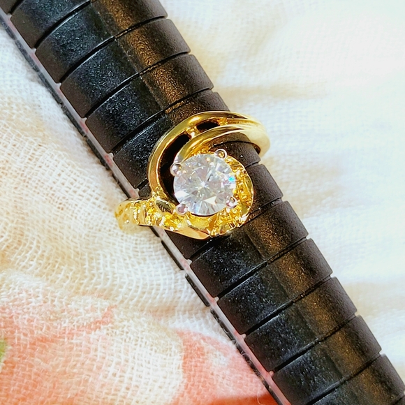 14kt GE ES Size 4 - Picture 8 of 10